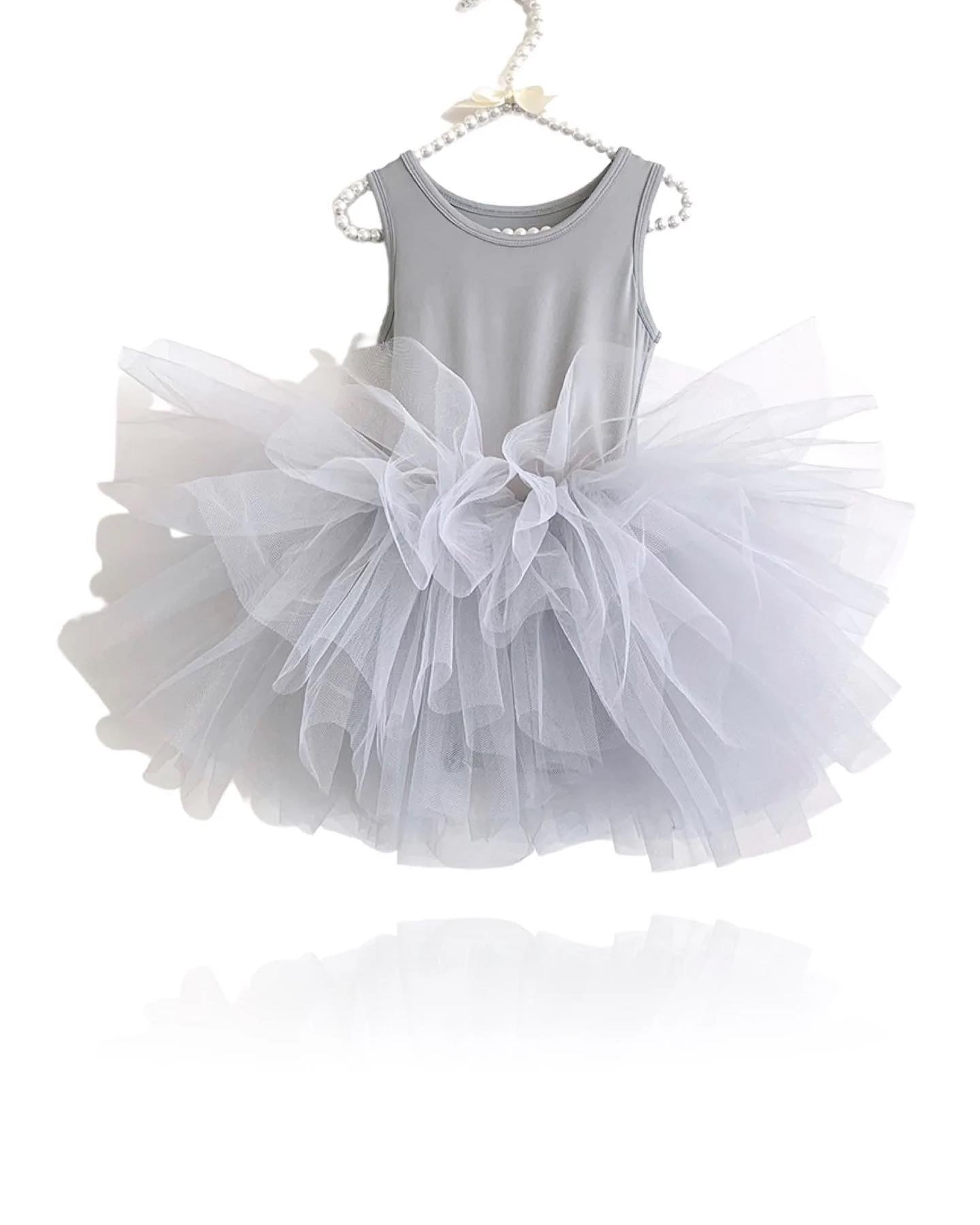 ON SALE! DOLLY by Le