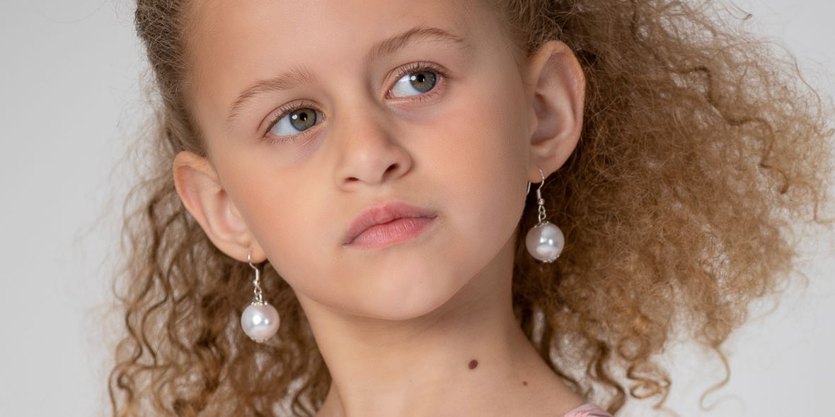 DOLLY & Scarlett, the Wanne Be a Model) Interview