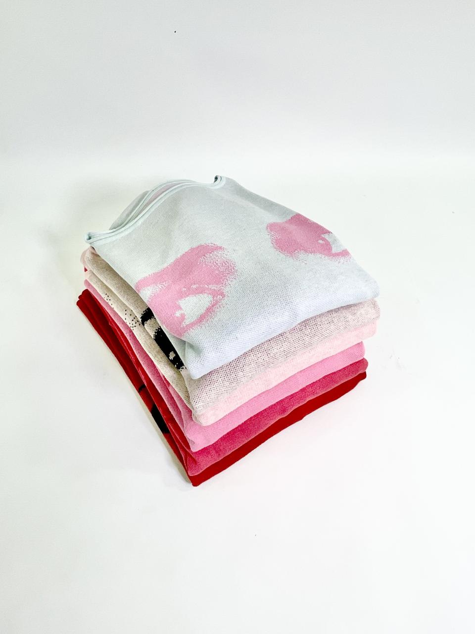 DOLLY Face Dorothy Powder Lightblue Bubblegum Pink Sweater
