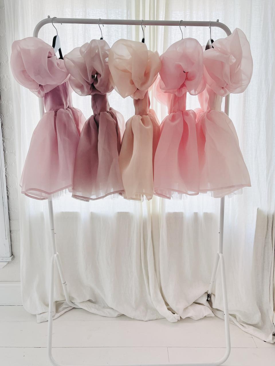 DOLLY V-BACK PUFF SLEEVE ORGANZA TUTU DRESS dusty pink
