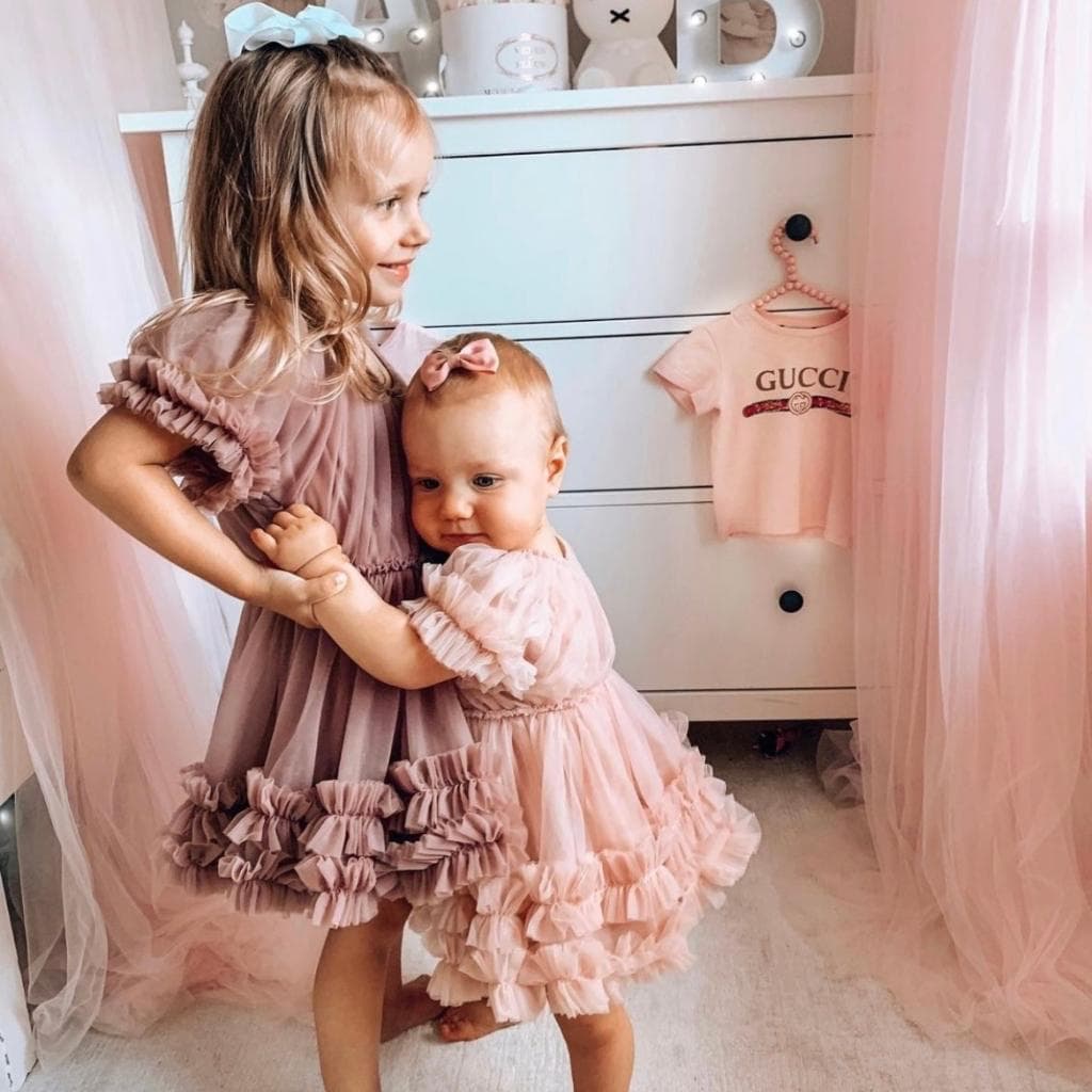 VESTIDO CON VOLANTES DOLLY by Le Petit Tom ® malva