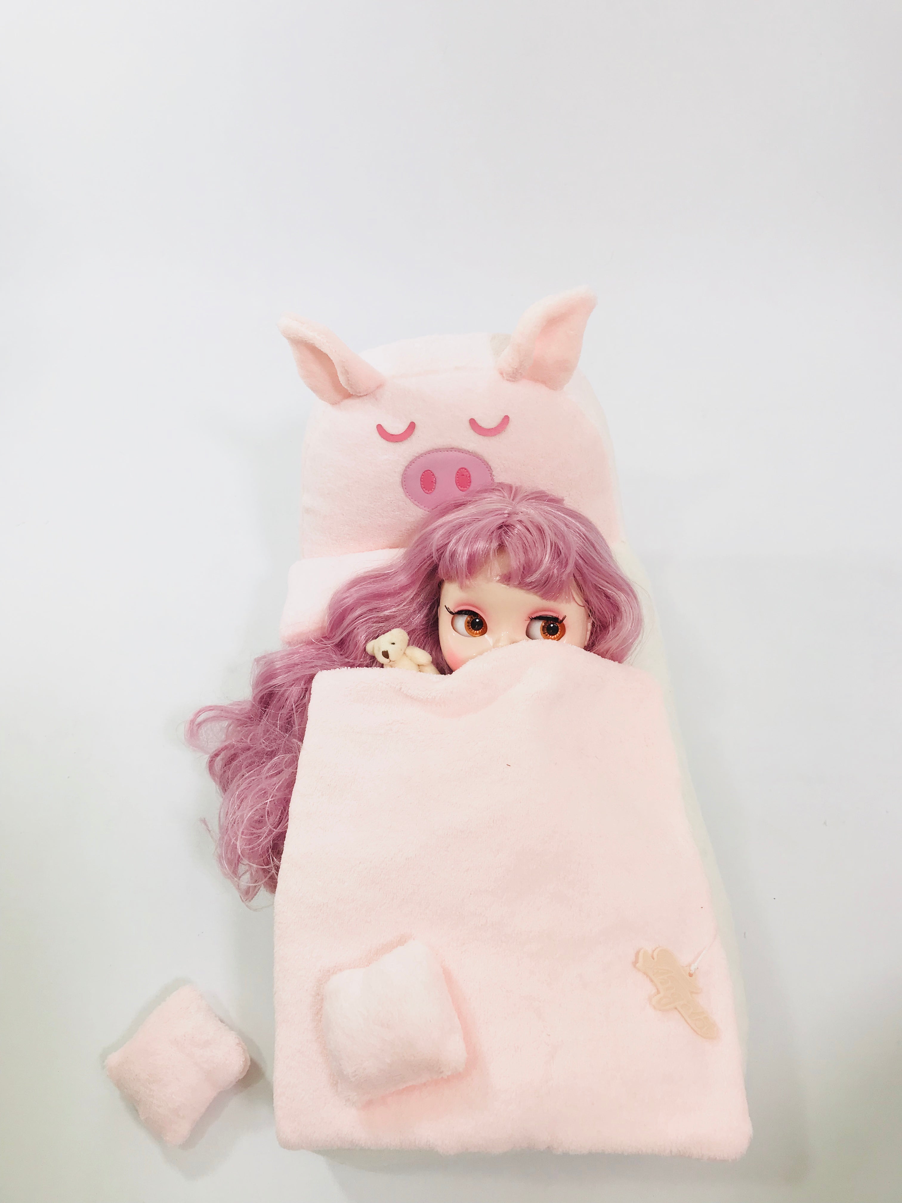 Muñeca ANGELA MINI PELUCHE ARTICULADO blanco roto