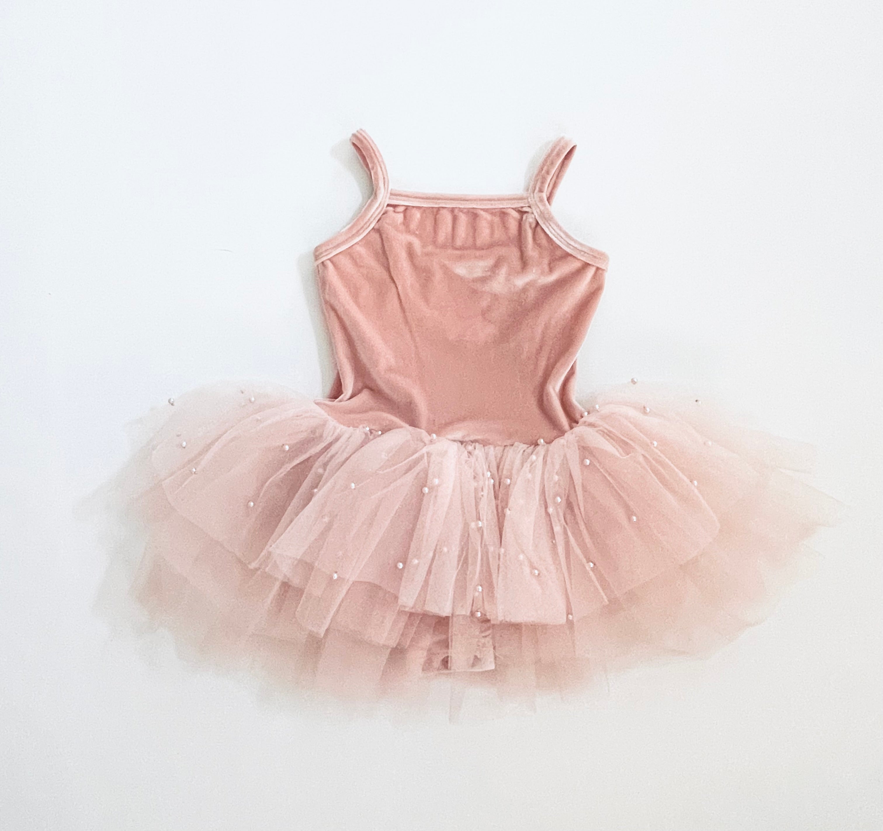 DOLLY® VELVET LEOTARD ROMPER WITH PEARL TULLE dollypink ⚪