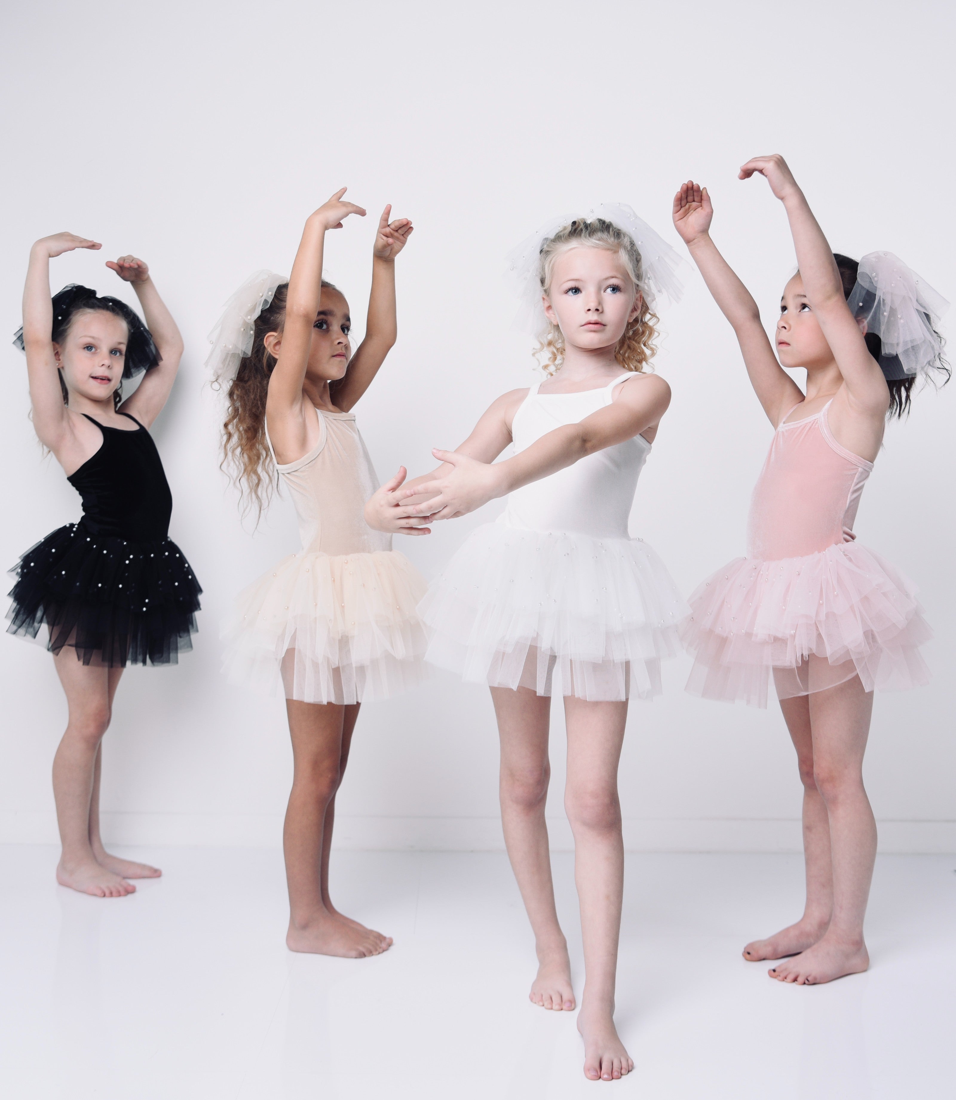 DOLLY® VELVET LEOTARD ROMPER WITH PEARL TULLE dollypink ⚪