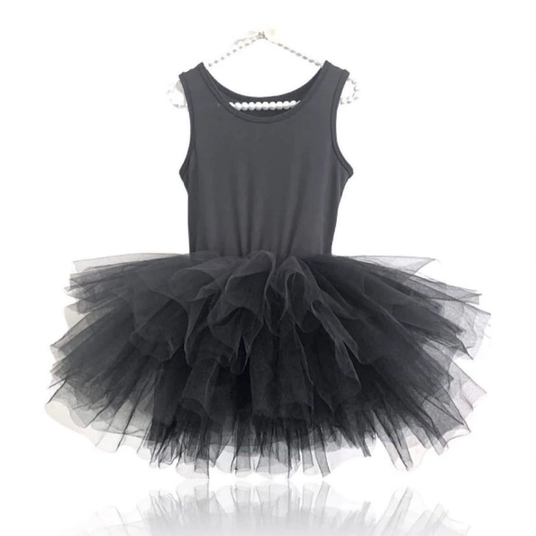DOLLY'S MUSTHAVE:  I