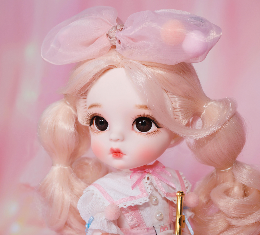 DOLLY is LUCKY!   NEW COLLECTIBLE DOLLS