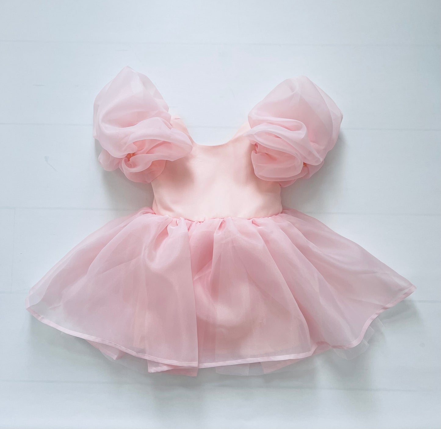 DOLLY WORLD V-BACK PUFF SLEEVE ORGANZA TUTU DRESS dollypink