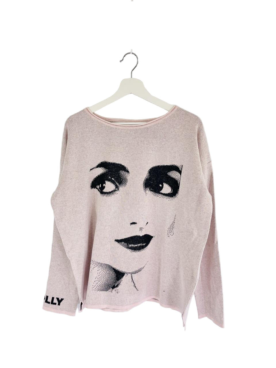 DOLLY Face Dorothy Balletpink Black Sweater