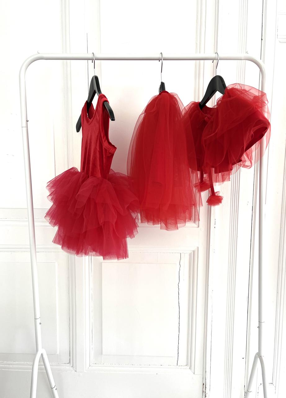 DOLLY TIMELESS VELVET TUTU DRESS red