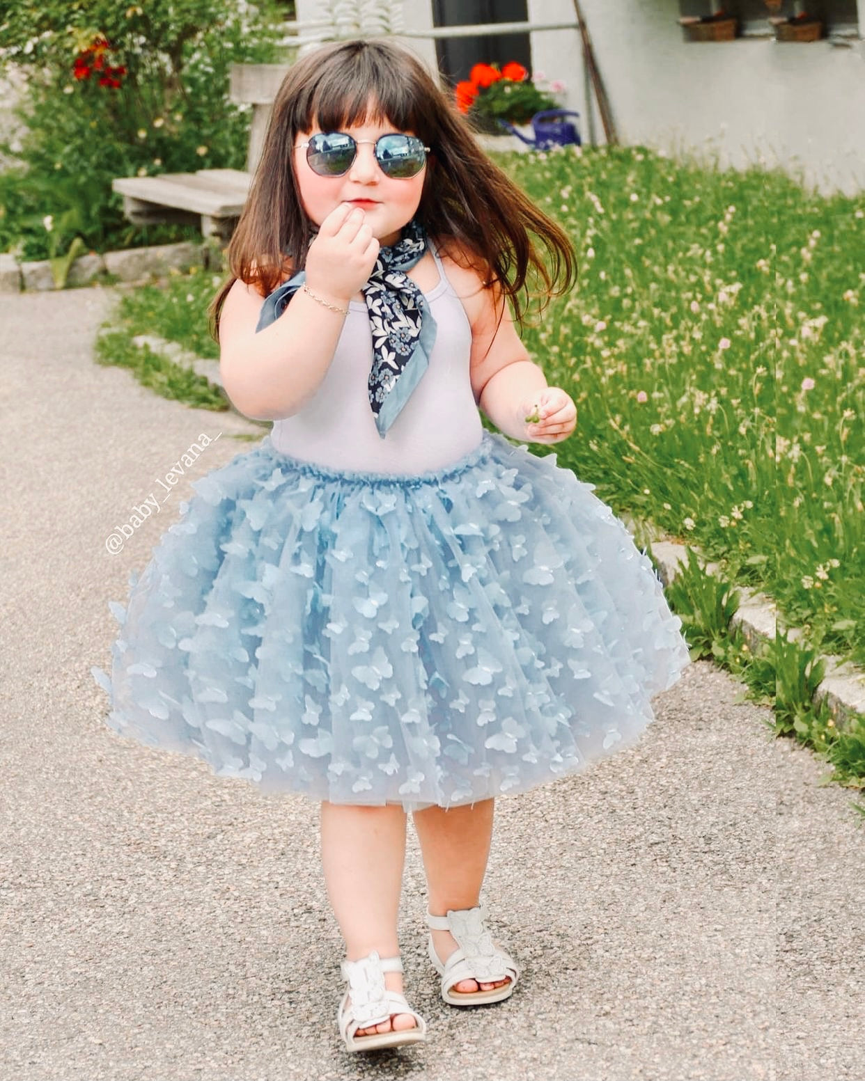 DOLLY by Le Petit Tom ® FALDA DE TUTÚ CON MARIPOSAS POR TODAS PARTES azul claro