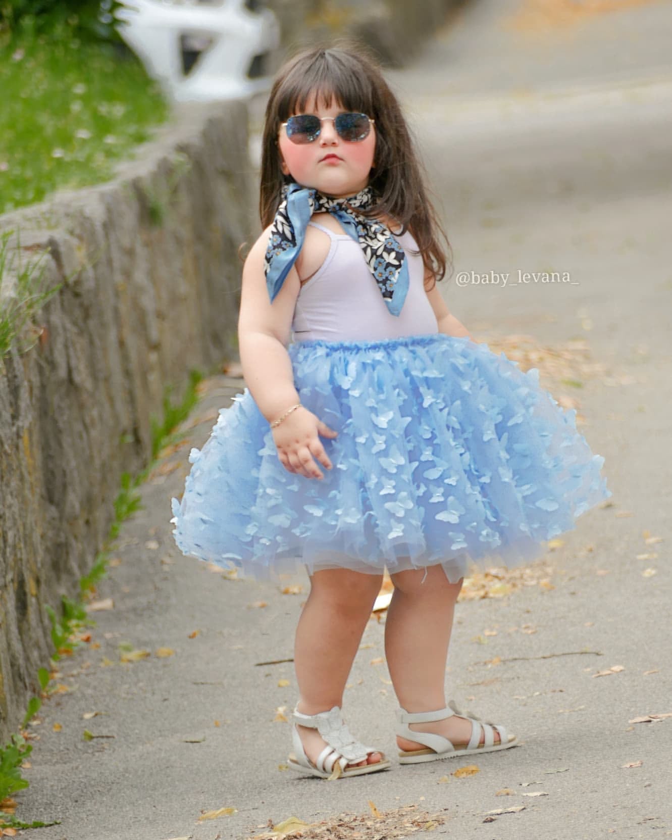 DOLLY by Le Petit Tom ® FALDA DE TUTÚ CON MARIPOSAS POR TODAS PARTES azul claro