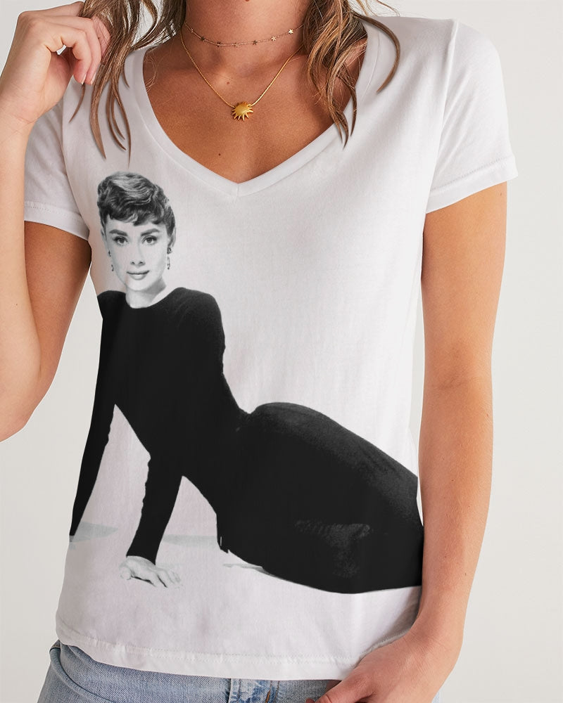 Icono de DOLLY Audrey Hepburn Camiseta con cuello en V para mujer