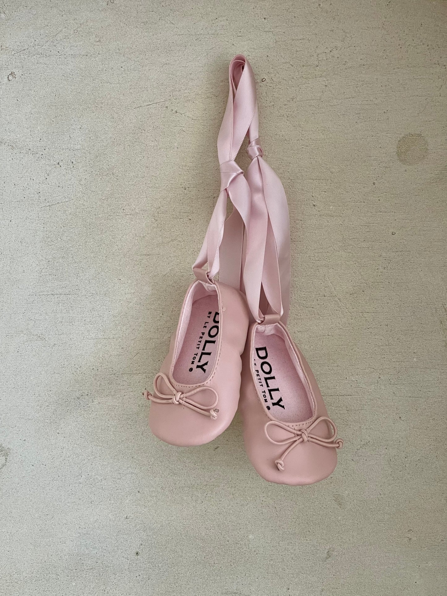 DOLLY by Le Petit Tom ® BABY BALLERINAS WITH RIBBONS pink