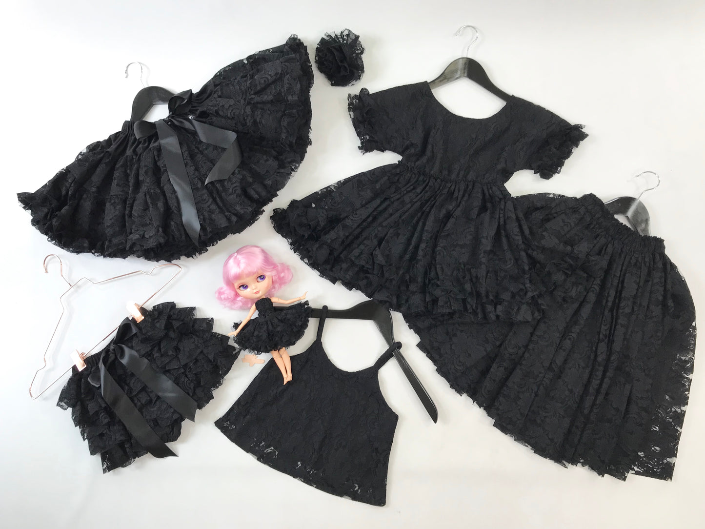 [OUTLET] DOLLY by Le Petit Tom ® TOP LACY SPAGHETTI negro