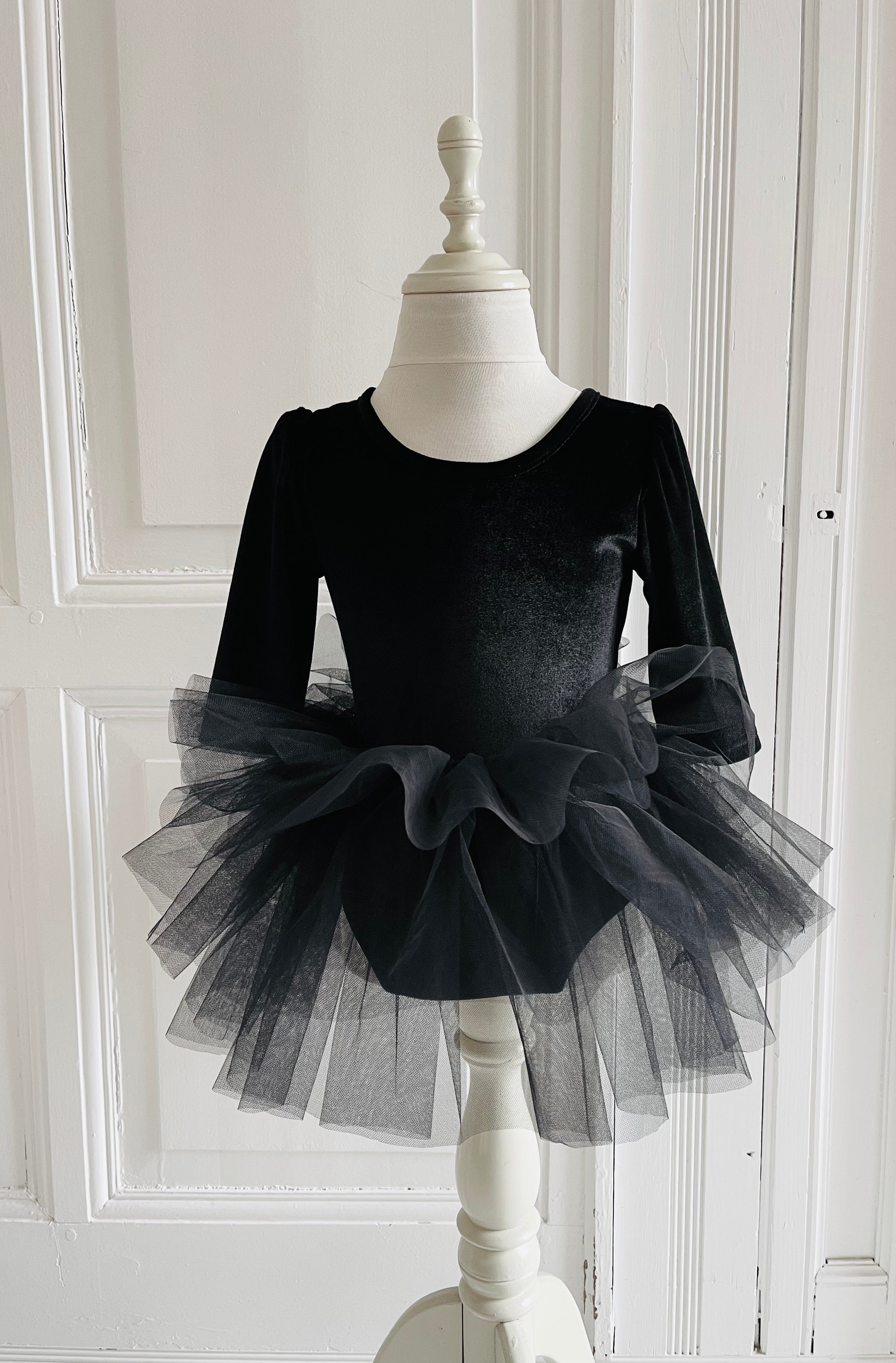 VESTIDO DE TUTU DE LEOTARD DE TERCIOPELO CON ESTRELLAS Y LUNA ⭐️ 🌙 TUL rosa ballet DOLLY®