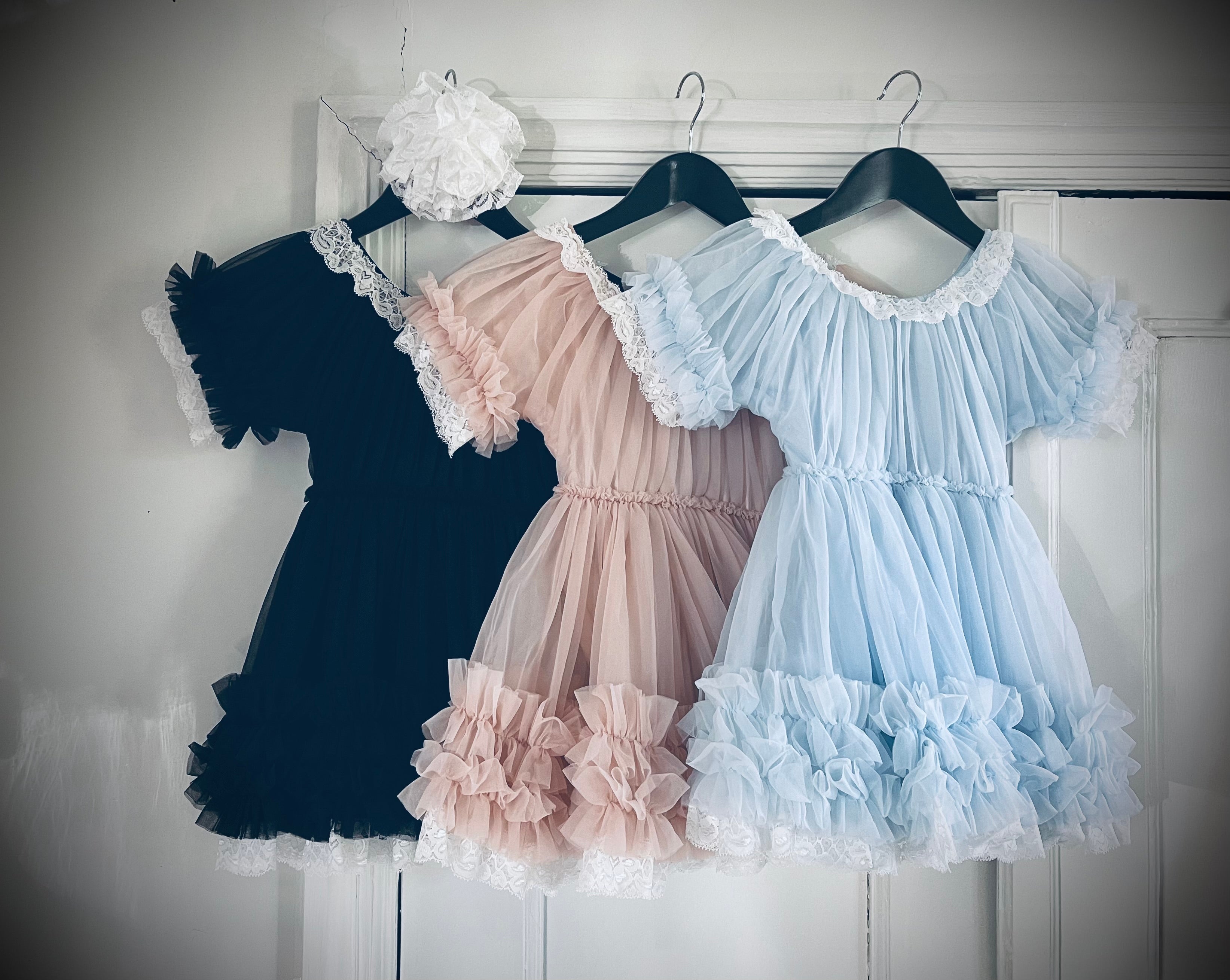 VESTIDO CON VOLANTES DOLLY by Le Petit Tom ® rosa ballet