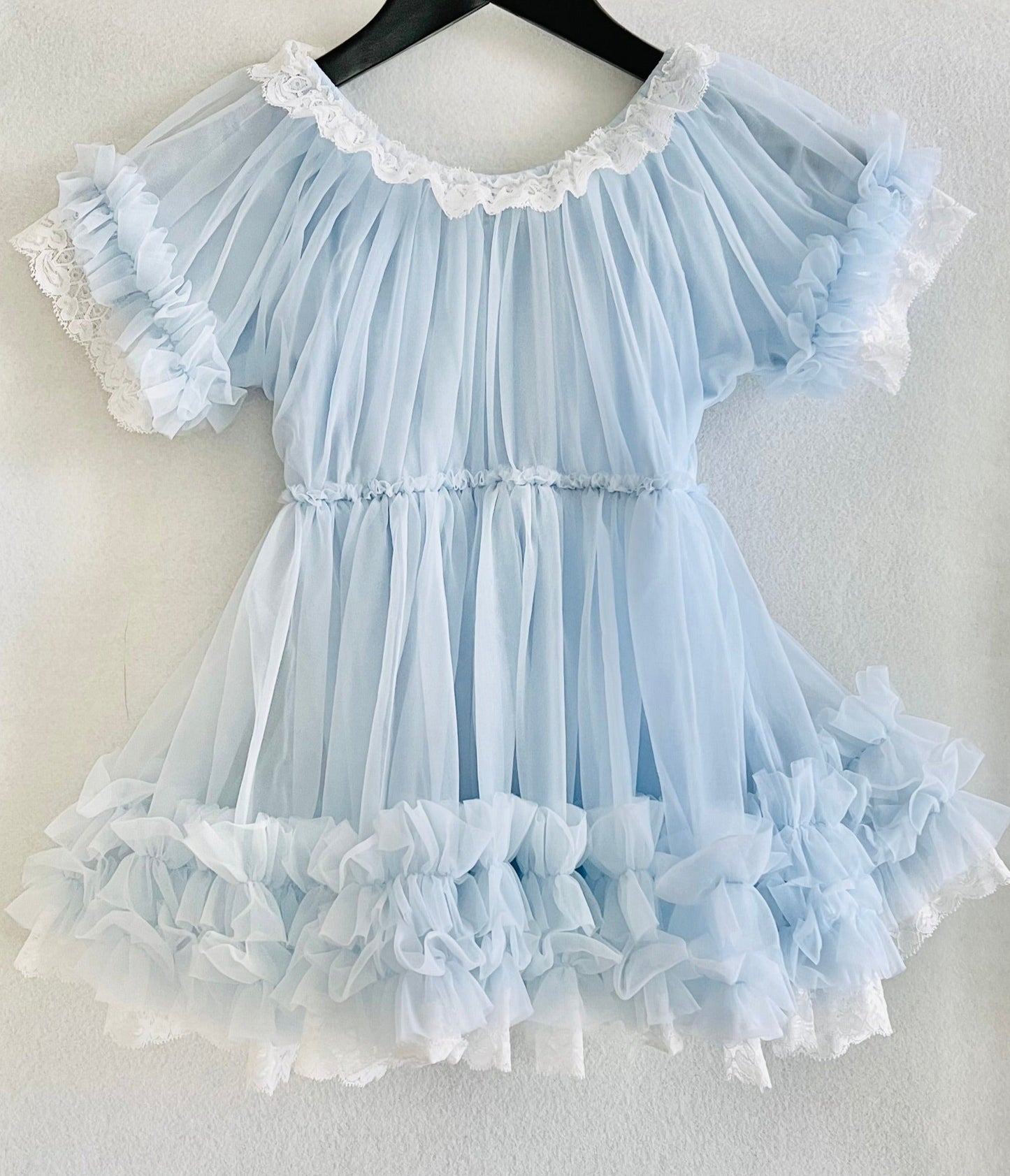 VESTIDO CON VOLANTES DOLLY by Le Petit Tom ® rosa ballet