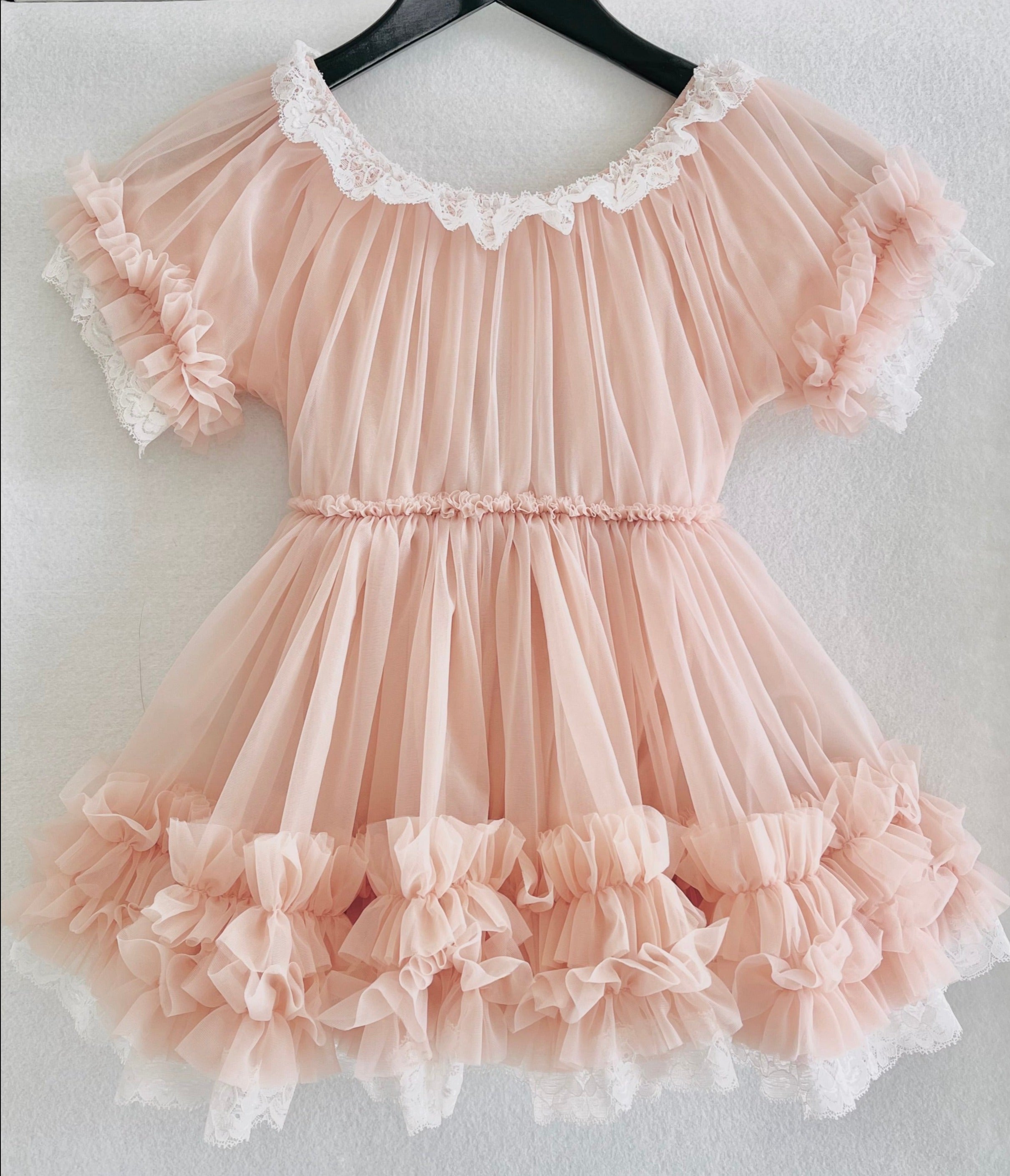 VESTIDO CON VOLANTES DOLLY by Le Petit Tom ® rosa ballet