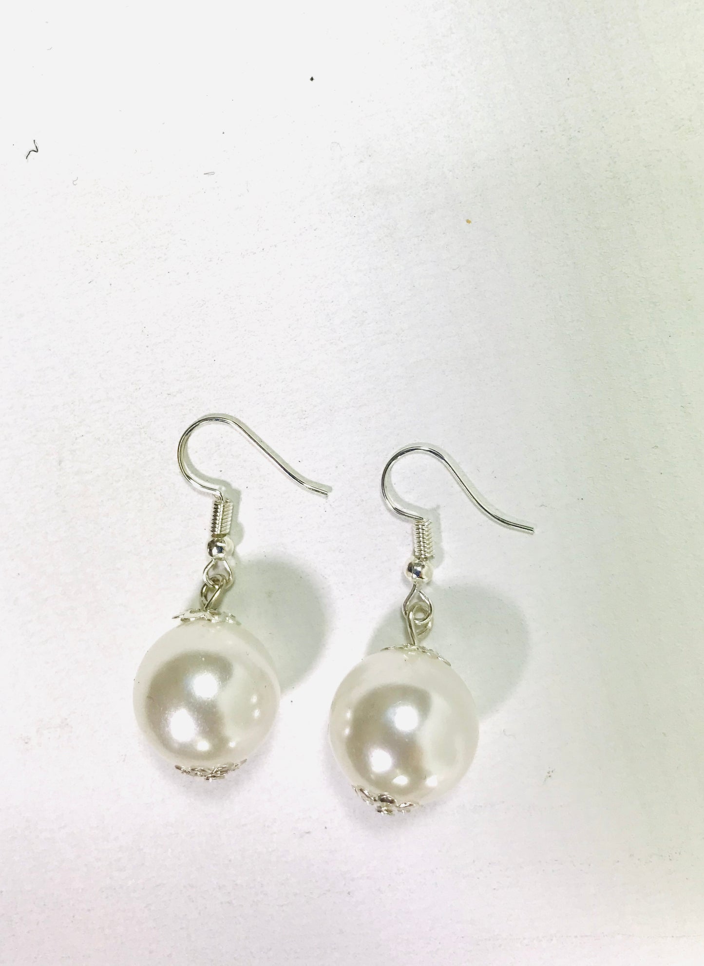 [ OUTLET] DOLLY GOLIGHTLY Breakfast @ Tiffany's PEARL EARRINGS