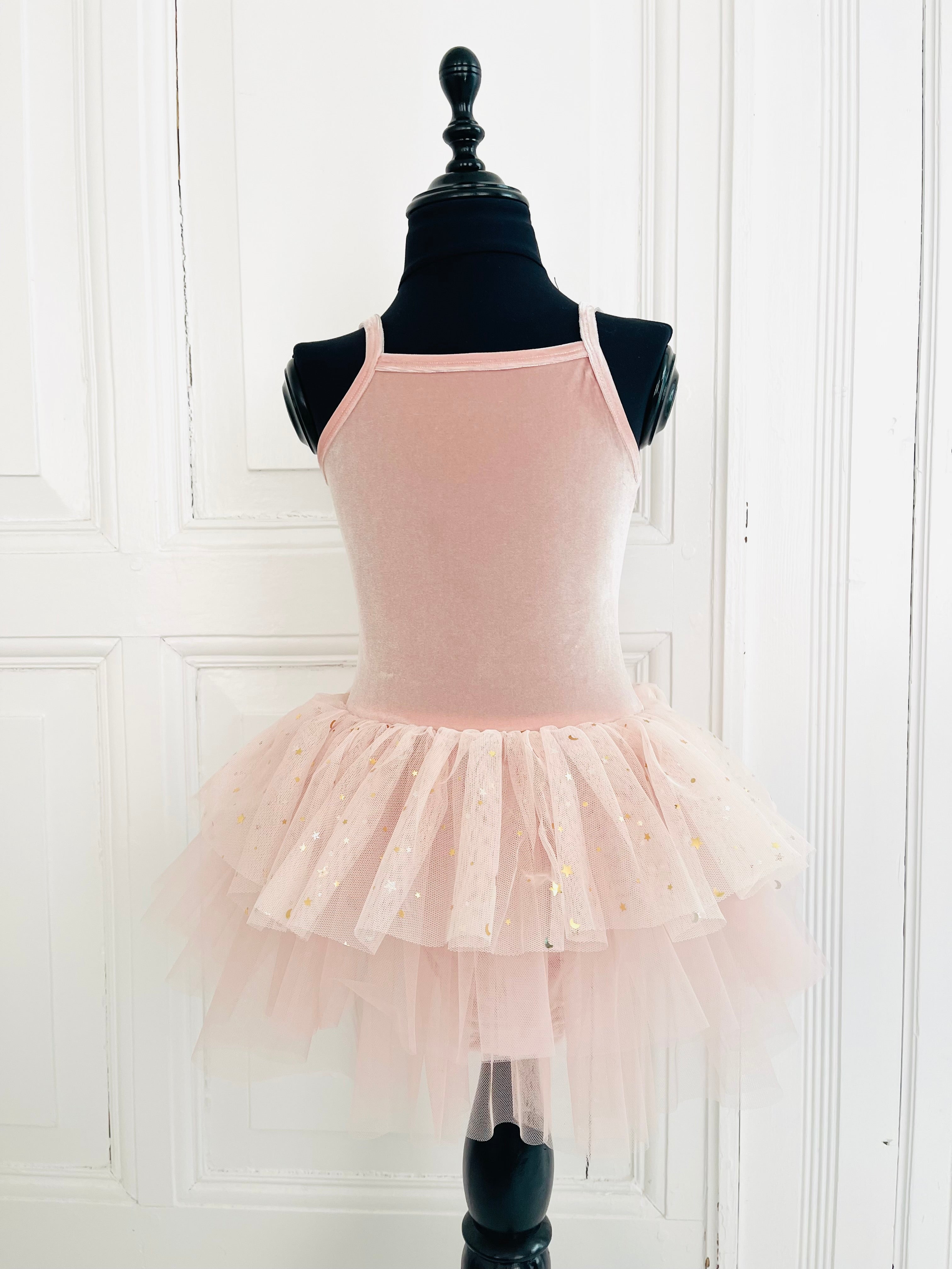 VESTIDO DE TUTU DE LEOTARD DE TERCIOPELO CON ESTRELLAS Y LUNA ⭐️ 🌙 TUL rosa ballet DOLLY®