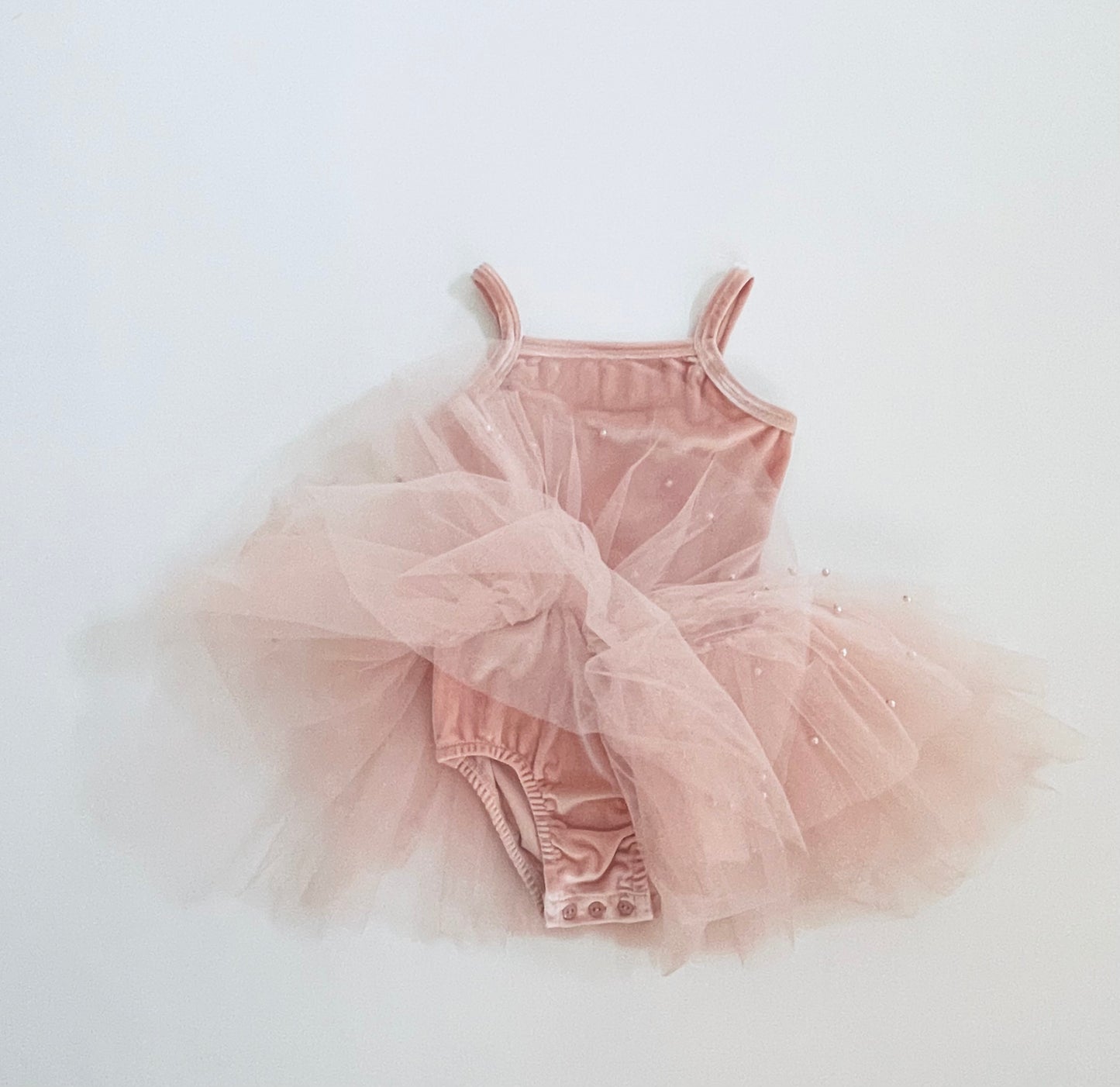 DOLLY® VELVET LEOTARD ROMPER WITH PEARL TULLE  dollypink  ⚪