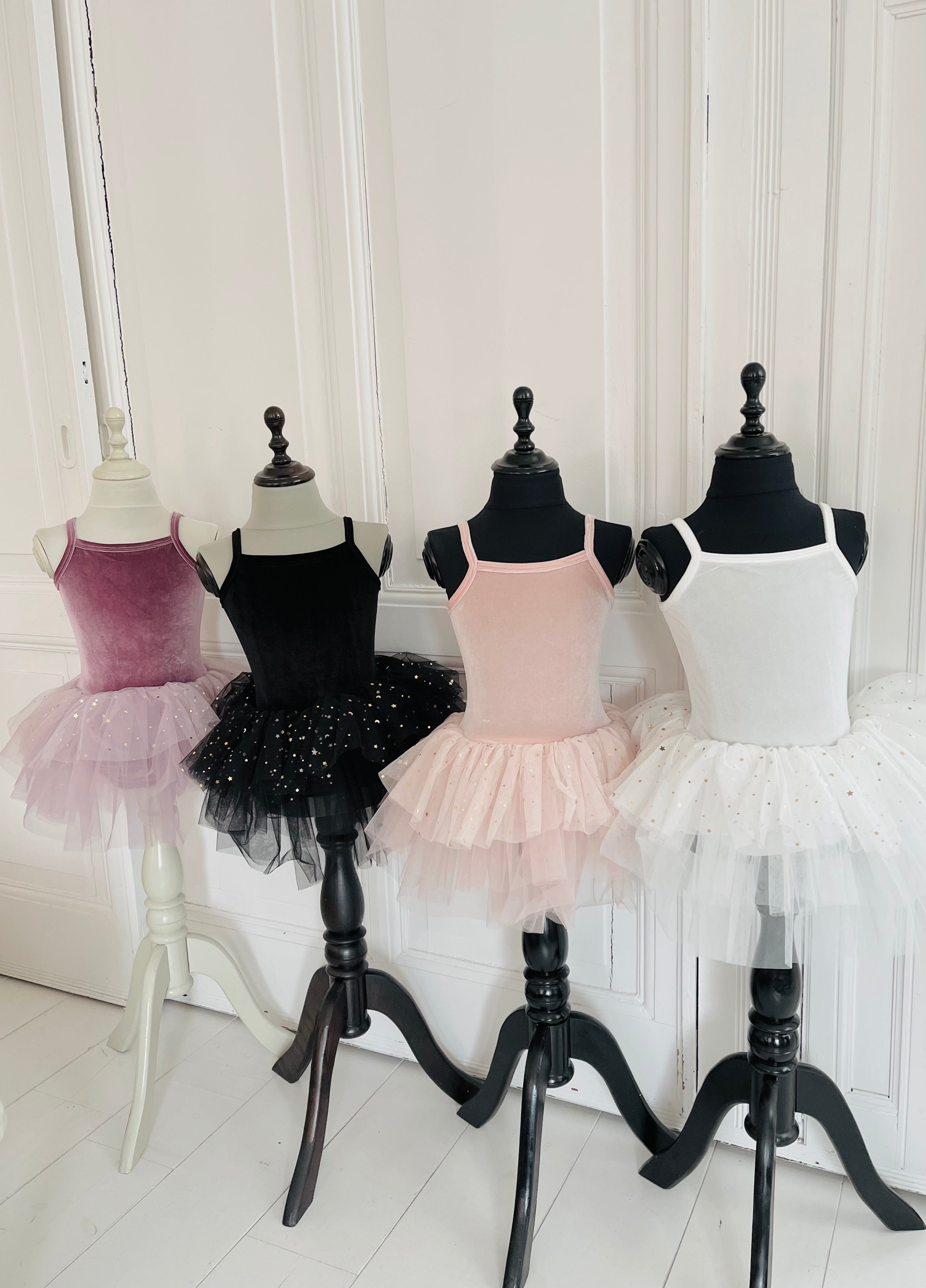 VESTIDO DE TUTU DE LEOTARD DE TERCIOPELO CON ESTRELLAS Y LUNA ⭐️ 🌙 TUL rosa ballet DOLLY®