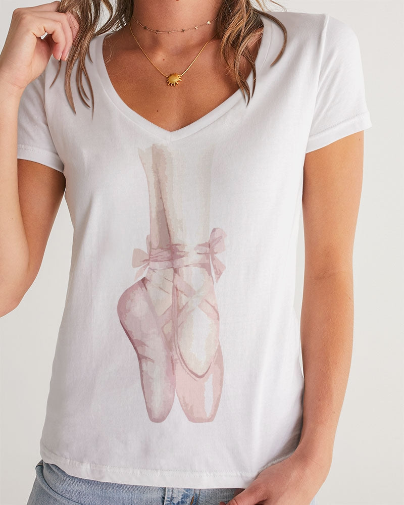 DOLLY X MARKBYMARK Zapatillas de bailarina rosa acuarela En Pointe Camiseta con cuello en V para mujer